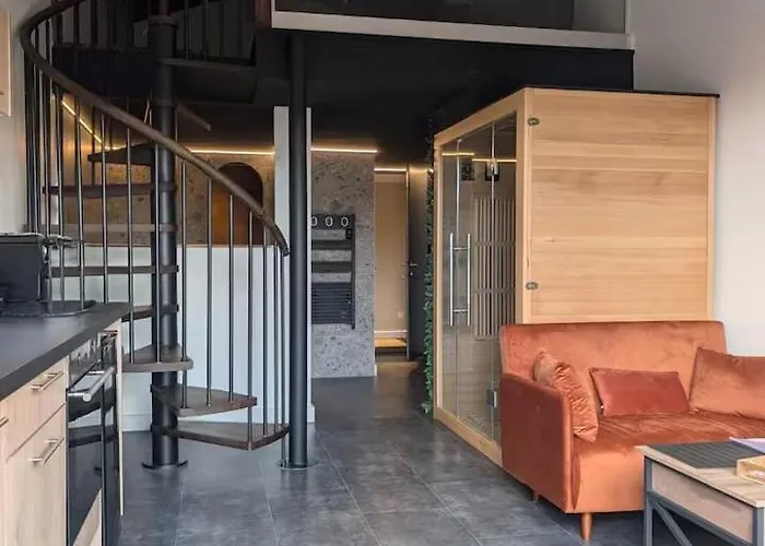 3 Uniques - 1 Avec Sauna Balnéo - Parking Privé Inclus Appartement